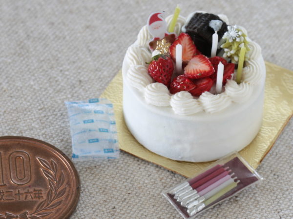 ミニチュア ケーキ 四種 ヤフオク出品中 Shibazukeparipariのミニチュア 食品サンプル