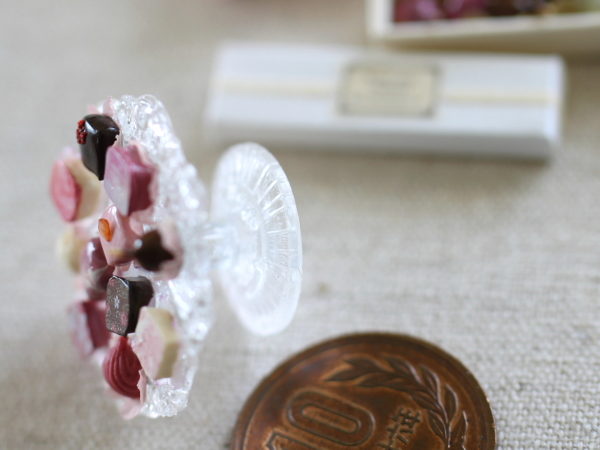 ミニチュアフード　桜　ルビーチョコレート　サクラ