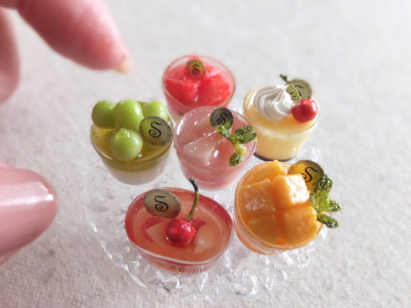 ケーキ ミニショーケース風 - shibazukeparipariのミニチュア 食品サンプル