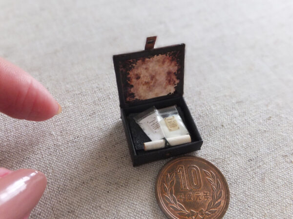 miniature mineral ore handmade ミニチュア　石磨きセット
