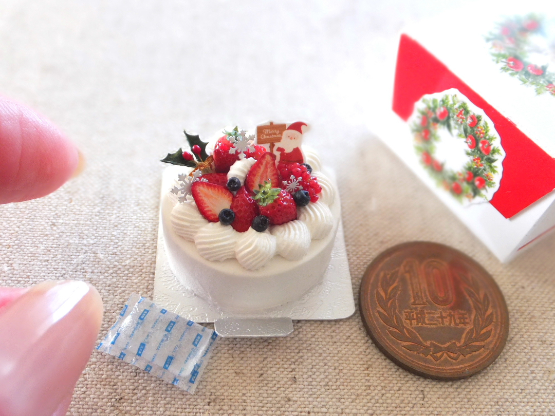 ミニチュア クリスマスケーキ イチゴ 保冷剤付き - shibazukeparipari 